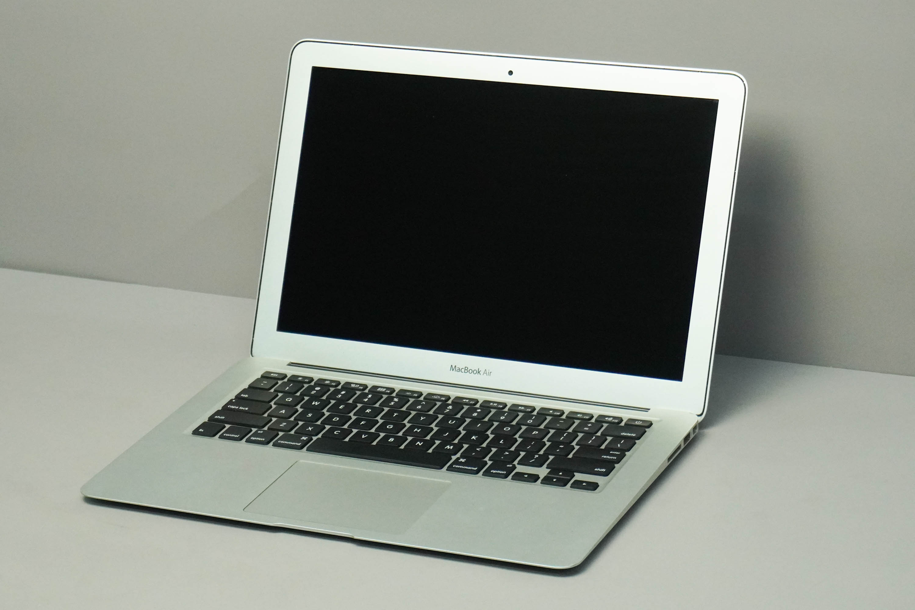 MACBOOK Chính hãng GIẢM sâu tại gò vấp TP HCM | Trả góp 0%